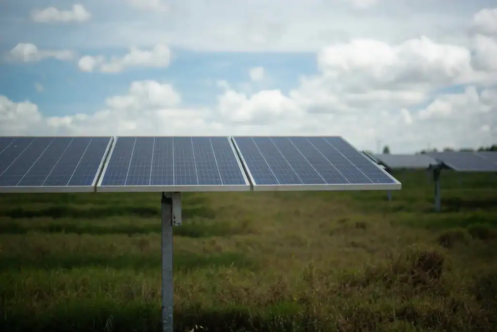 Renewable-generation photography published by Gridless